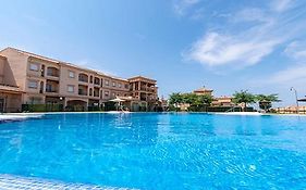Precioso Apartamento En Urbanizacion Campo De Golf